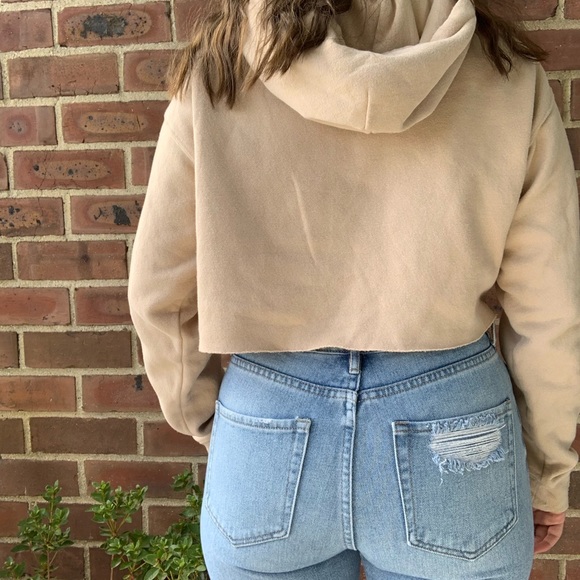 Tan Sweatshirt - Picture 2 of 2